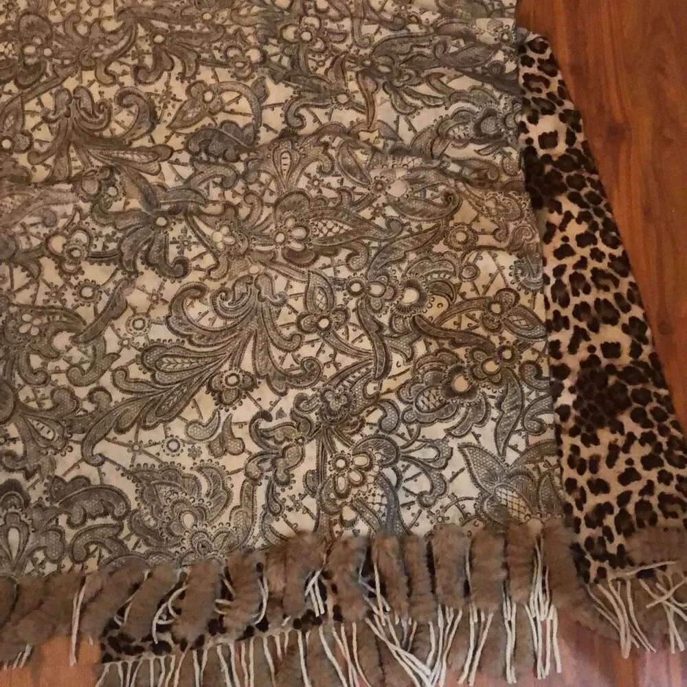 La Fiorentina luxury Leopard paisley reversible wrap shawl with rabbit fur and w